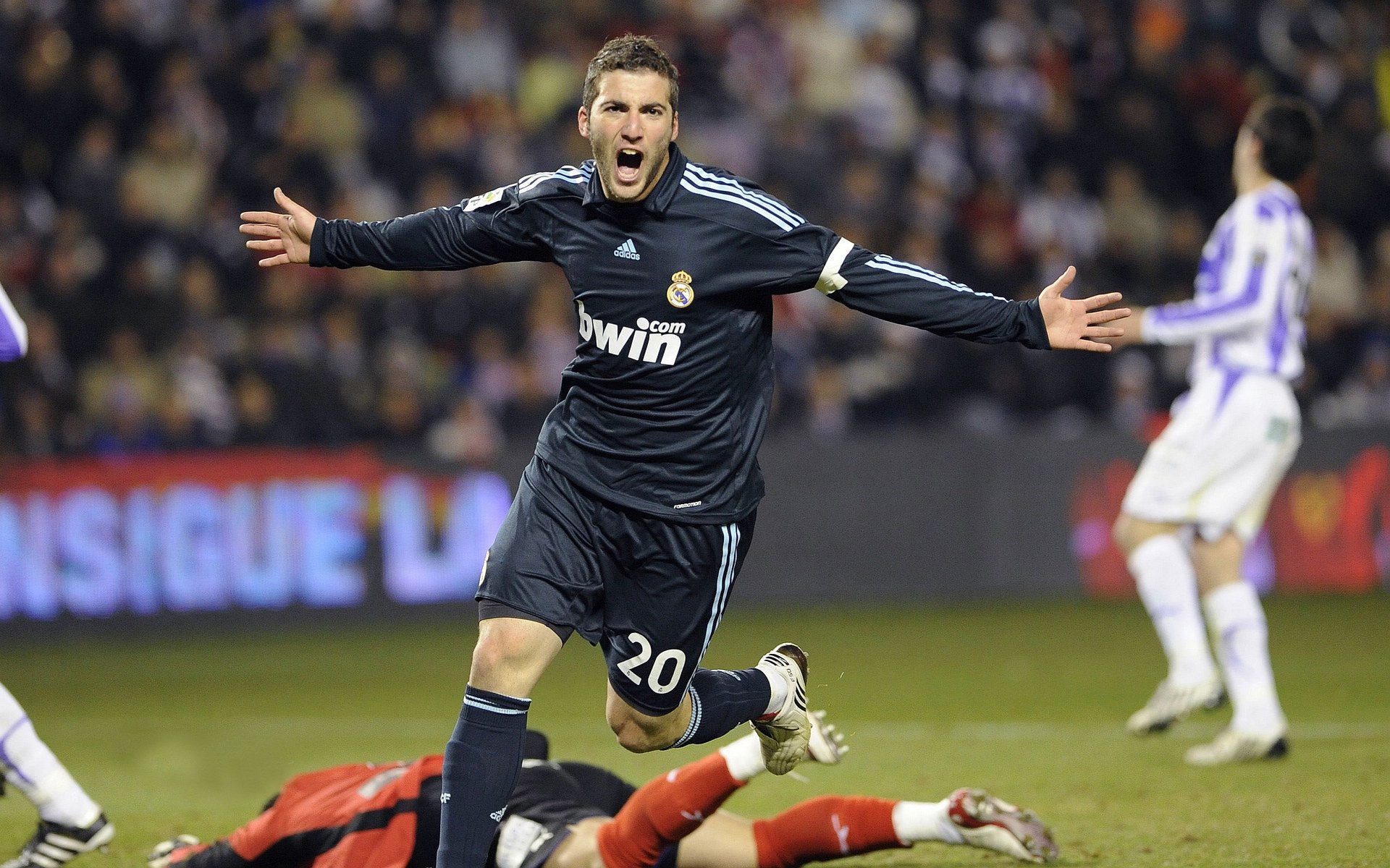 史上最激烈的“季后赛”对决，你支持哪一场？，季后赛百科